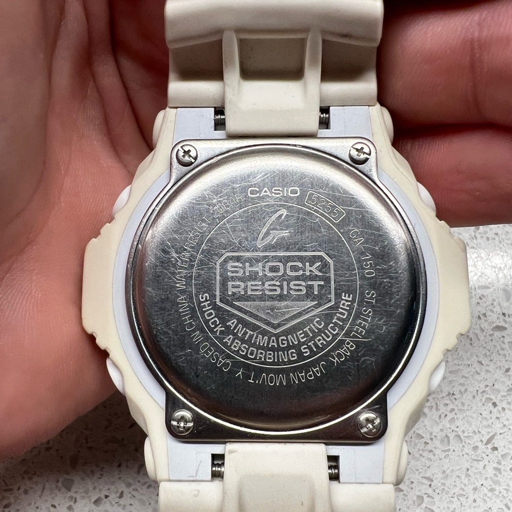 CASIO GA-150 White G-SHOCK GA-150 - Picture 2 of 2